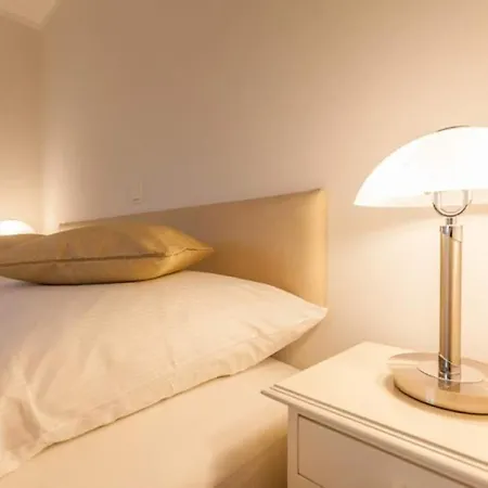 Feskerhues, Santa Maria 아파트