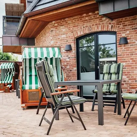 Feskerhues, Santa Maria *